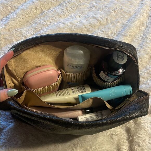 LV monogram trousse toilette 23 - Picture 7 of 8